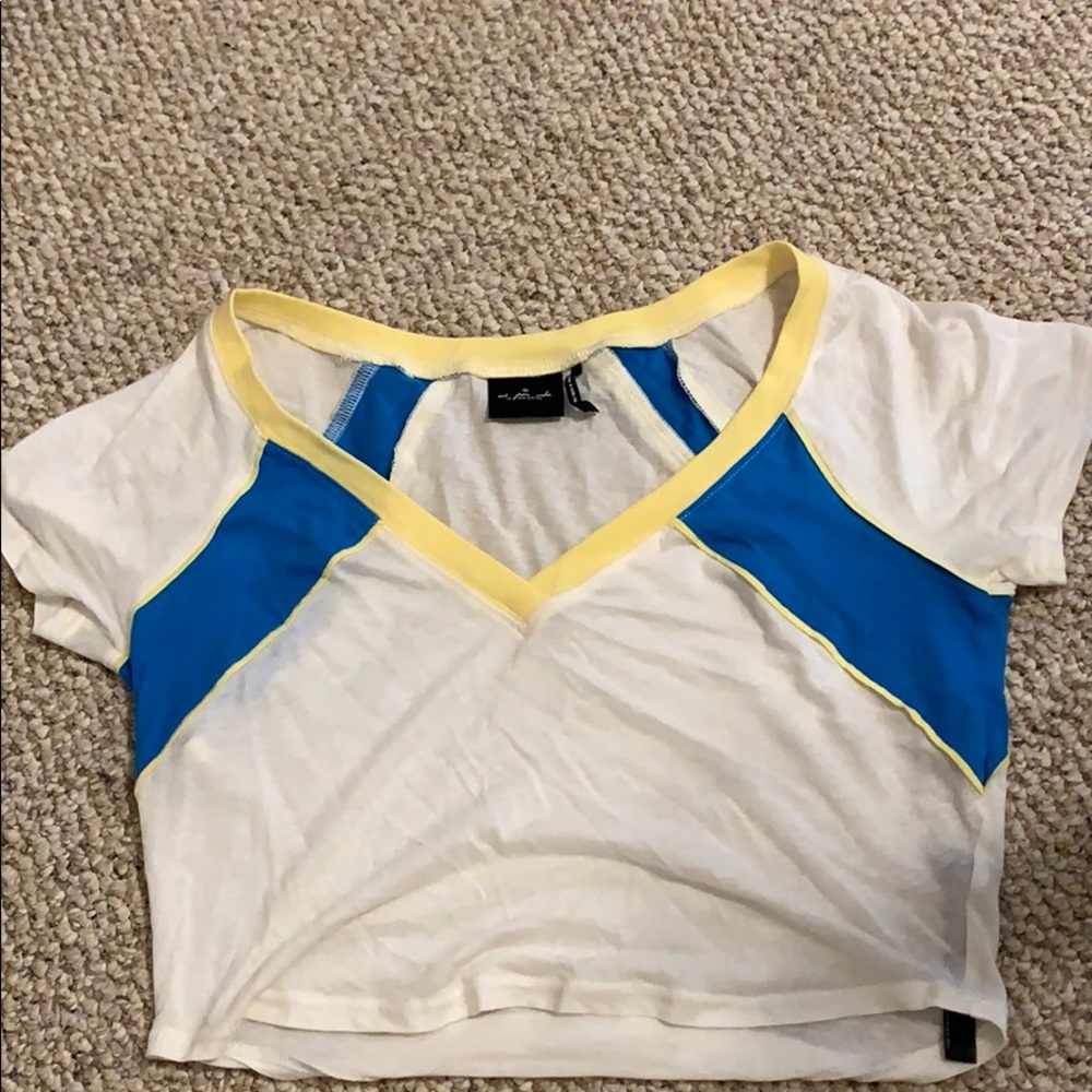 cropped urban outfitters tee